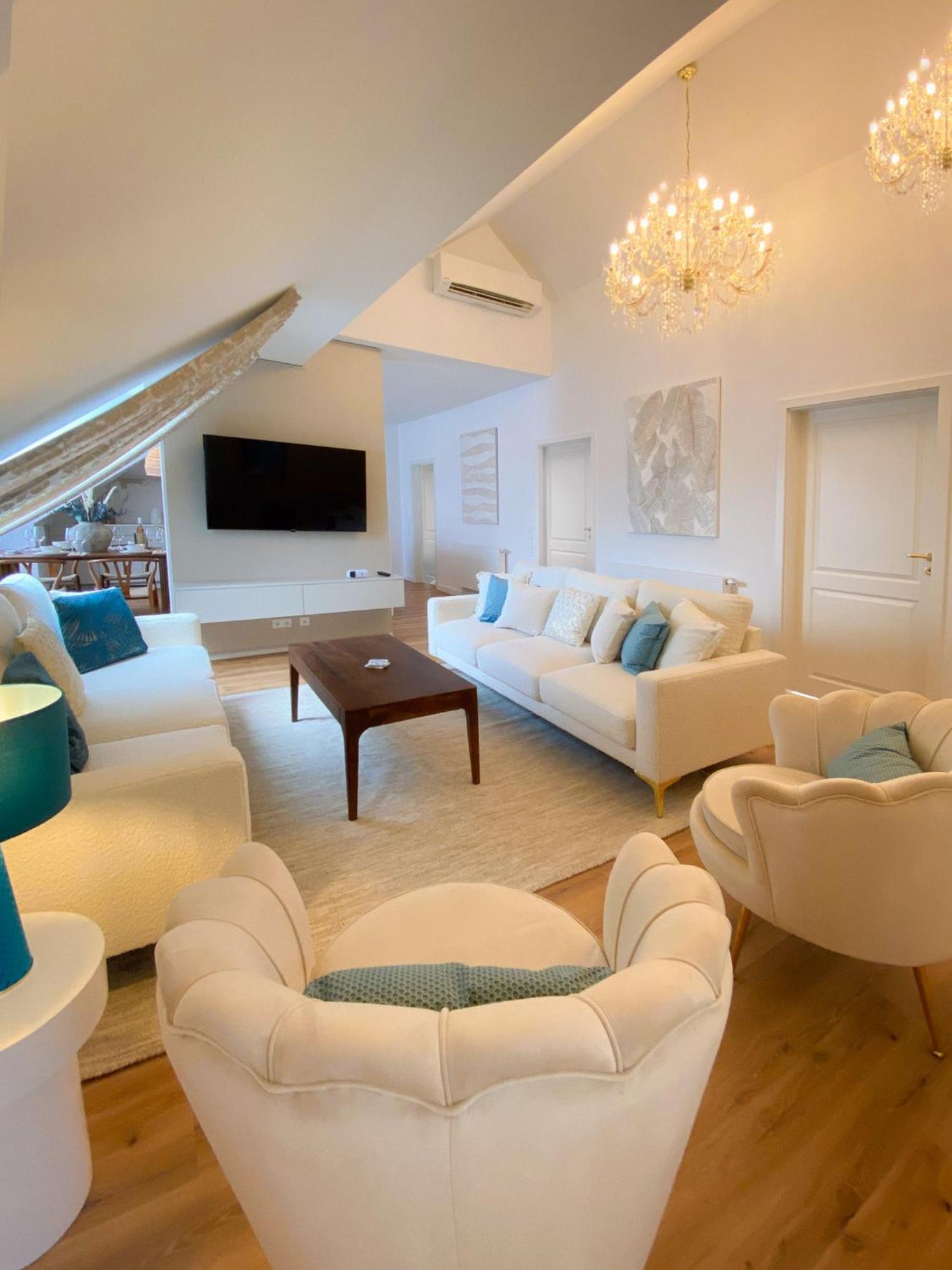 Apartment Winzerhof Mussbach, Ihr Feriendomizil In Der Pfalz