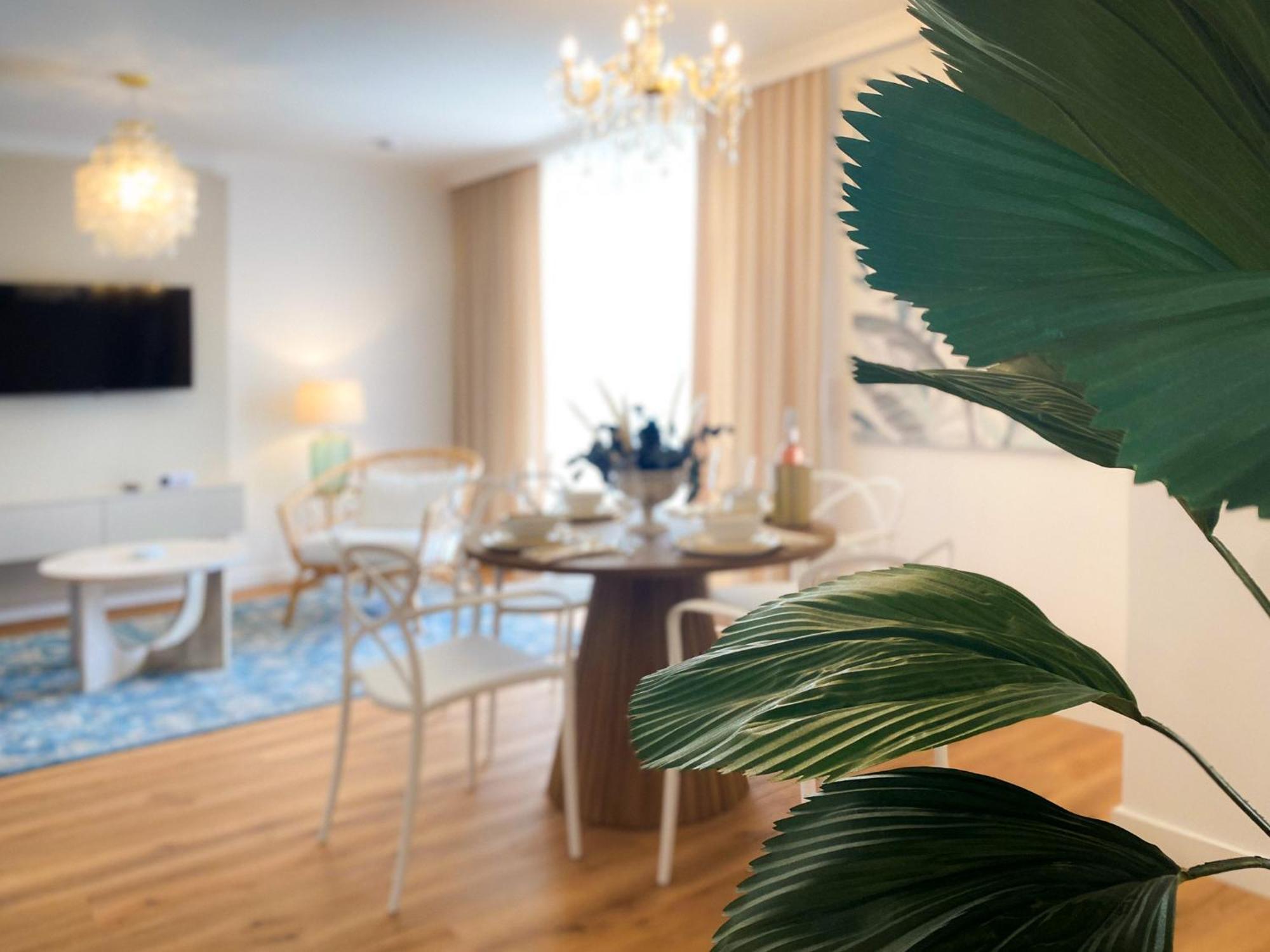Apartment Winzerhof Mussbach, Ihr Feriendomizil In Der Pfalz *