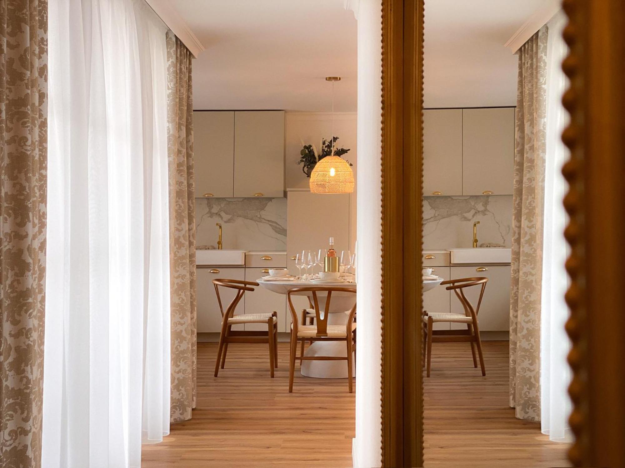 Apartment Winzerhof Mussbach, Ihr Feriendomizil In Der Pfalz *